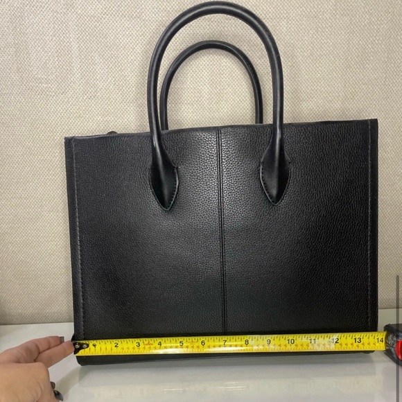 Michael Kors Mirella NWT MED 13”x10” BLACK - Picture 5 of 6